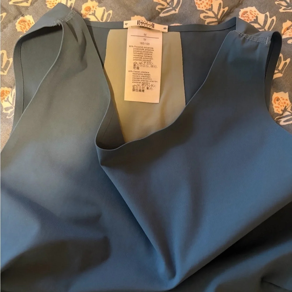 💙 NWOT Wolford Matching Set – High-Waisted Wellness Leggings + W-Bonded Crop To